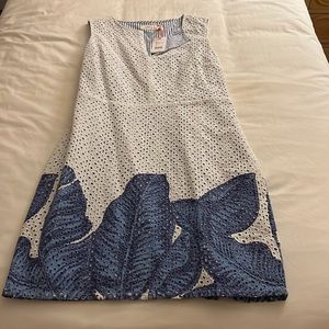 New with tags vineyard vine stress